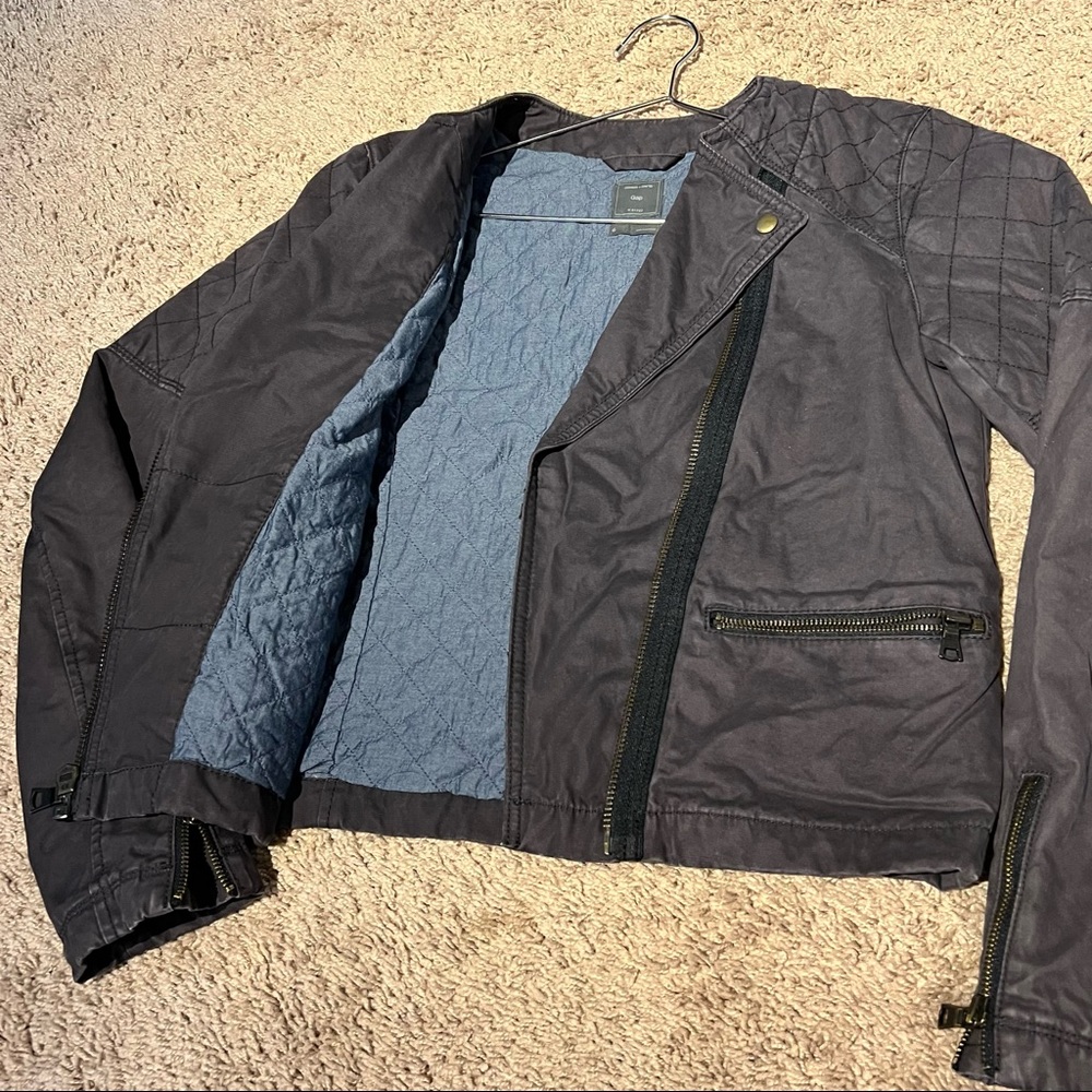 Gap quilted grey light jacket with zipper details size 6/ Med - Picture 5 of 8